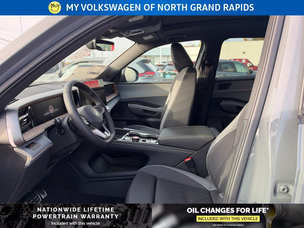 New 2027 Volkswagen Atlas SEL R-Line AWD/4WD image 9