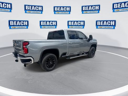 Used 2025 Chevrolet Silverado 2500 LTZ w/ LTZ Premium Package AWD/4WD image 8