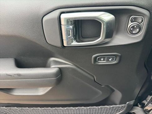 New 2026 Jeep Gladiator Sport image 44