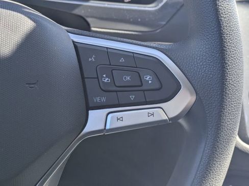 Used 2023 Volkswagen Tiguan S image 24