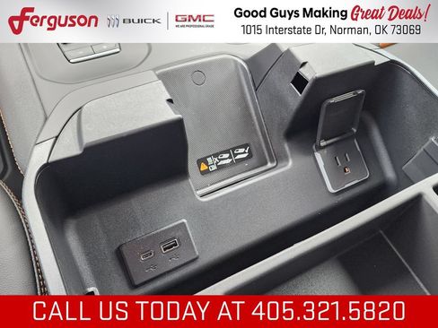 New 2026 GMC Sierra 1500 AT4 w/ AT4 Premium Package AWD/4WD image 33