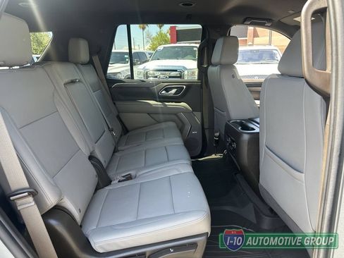 Used 2023 Chevrolet Tahoe LT w/ Luxury Package RWD image 13