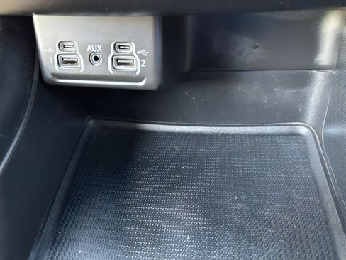 Used 2021 Dodge Durango GT RWD image 16