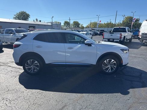 Used 2022 Buick Envision Essence w/ Safety Package image 8