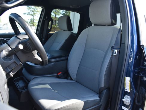 Used 2024 RAM 2500 Big Horn w/ Bed Utility Group image 25