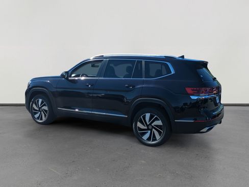 New 2026 Volkswagen Atlas SEL image 3