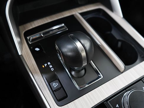 Certified 2024 MAZDA CX-90 Plug-In Hybrid w/ Preferred AWD/4WD image 21