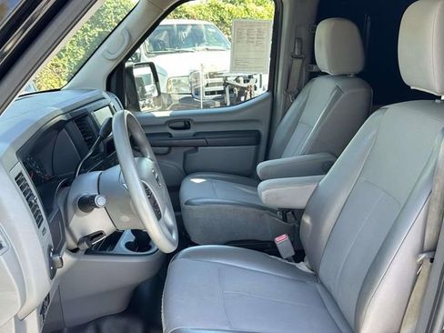 Used 2021 Nissan NV 1500 SV image 10