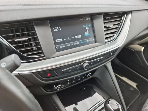 Used 2018 Buick Regal Preferred FWD image 27