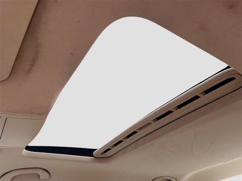 Used 2016 Volkswagen Jetta SE image 21