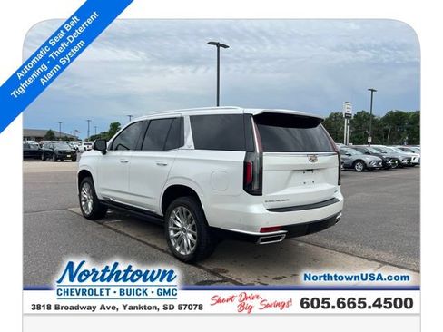 Used 2022 Cadillac Escalade Premium Luxury w/ Performance Package AWD/4WD image 12