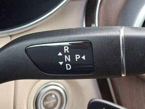 Used 2022 Mercedes-Benz GLC 300 GLC 300 image 15