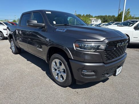 New 2026 RAM 1500 4x4 Crew Cab image 7