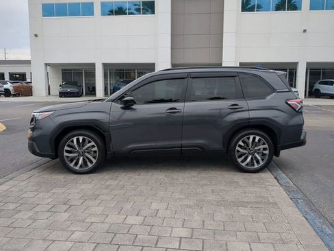 Used 2025 Subaru Forester Touring w/ Popular Package - Touring image 5