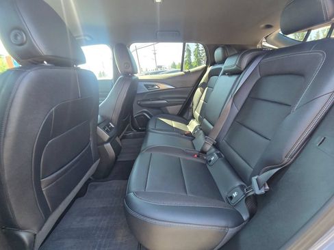 Used 2024 Chevrolet Equinox EV LT AWD/4WD image 16