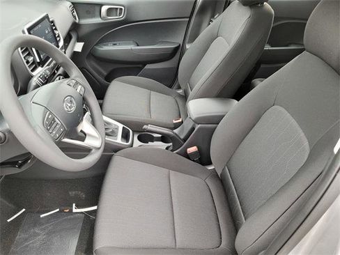 New 2026 Hyundai Venue SE image 15