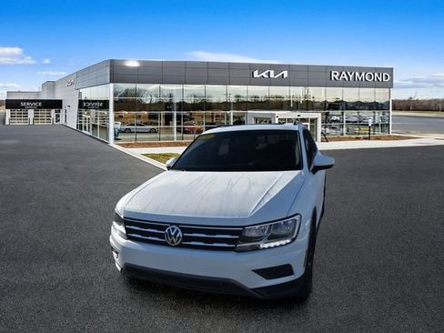 Used 2021 Volkswagen Tiguan SE FWD image 7