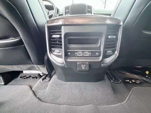 Used 2025 RAM 1500 Laramie AWD/4WD image 27