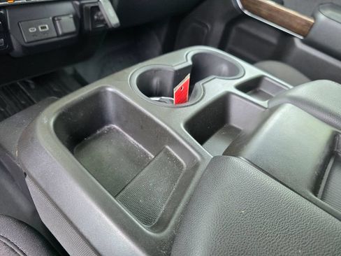 Used 2021 GMC Sierra 1500 Elevation w/ X31 Off-Road Package AWD/4WD image 18