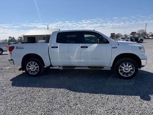 Used 2012 Toyota Tundra SR5 ~LEVELED~ w/ Tow Pkg image 6