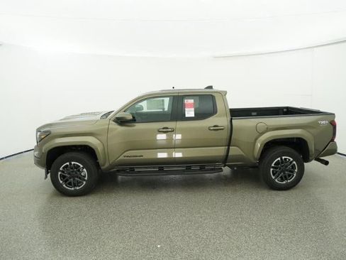 New 2025 Toyota Tacoma TRD Sport image 3