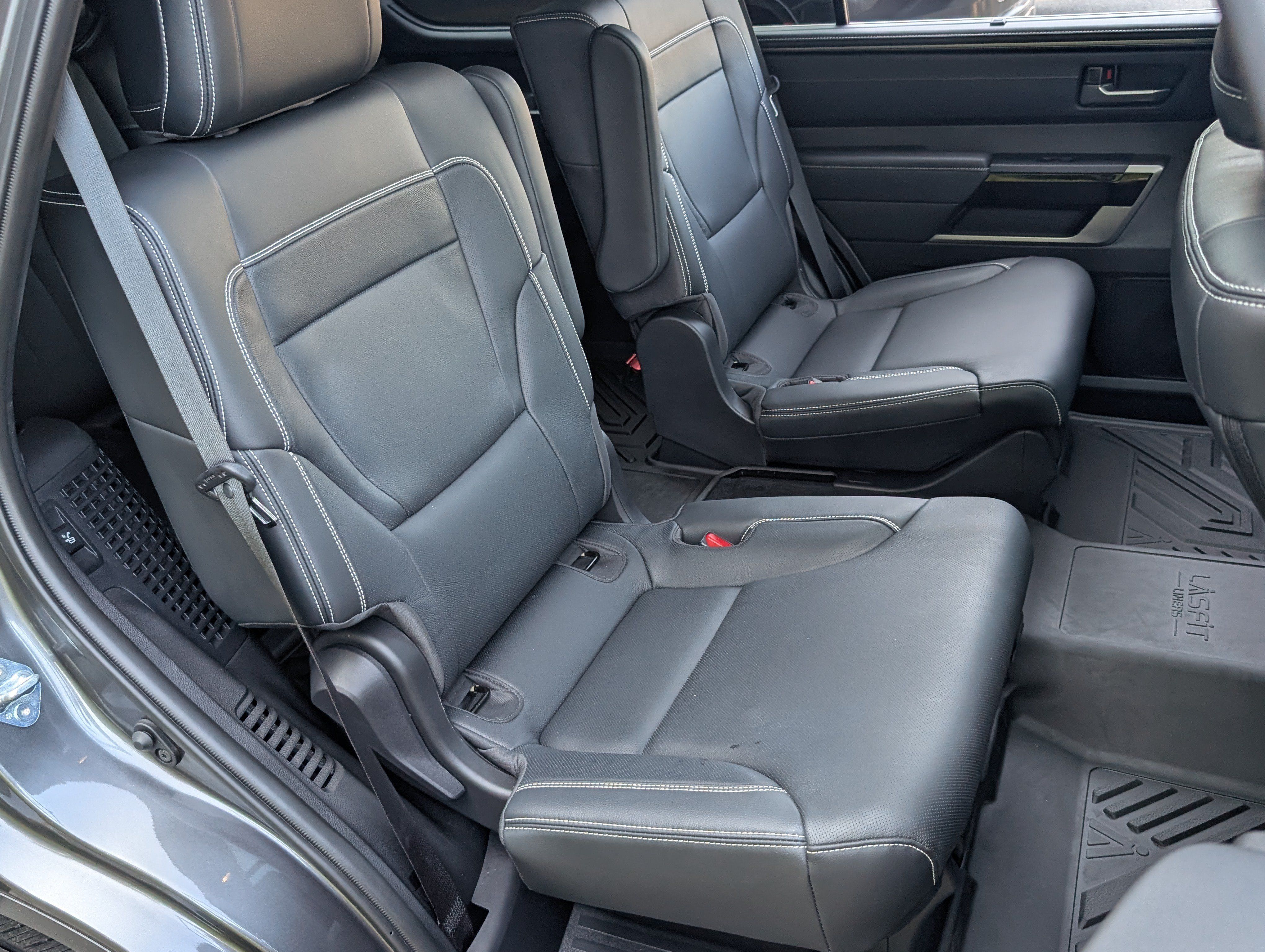 Used 2026 Toyota Sequoia Limited AWD/4WD image 23