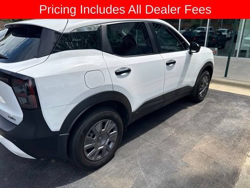 Certified 2025 Nissan Kicks S AWD/4WD image 4