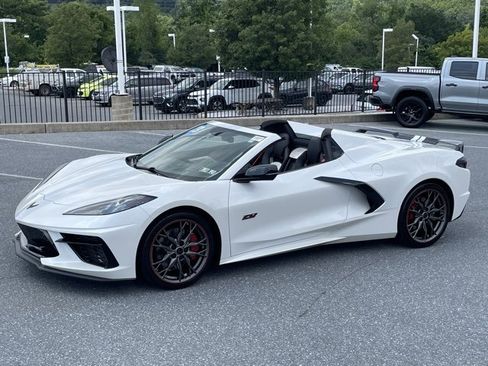 Used 2023 Chevrolet Corvette Stingray Premium Conv w/ Z51 Performance Package image 21