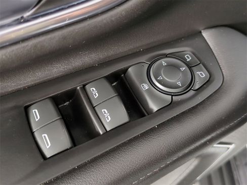 Certified 2022 GMC Yukon XL SLE w/ Gmc Pro Safety Plus Package image 23