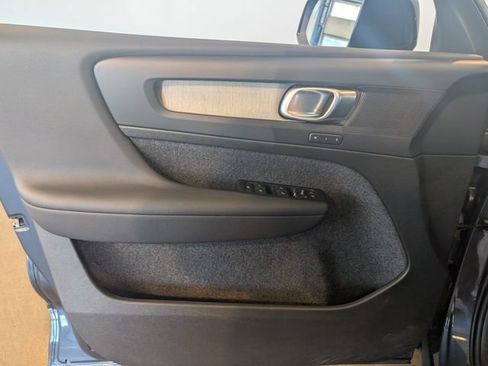 Used 2026 Volvo XC40 B5 Core w/ Climate Package image 11