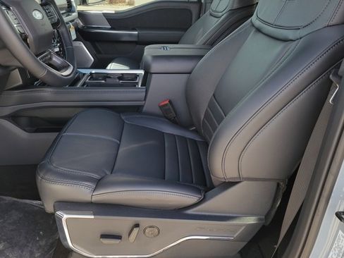 New 2026 Ford F450 Platinum w/ FX4 Off-Road Package image 6