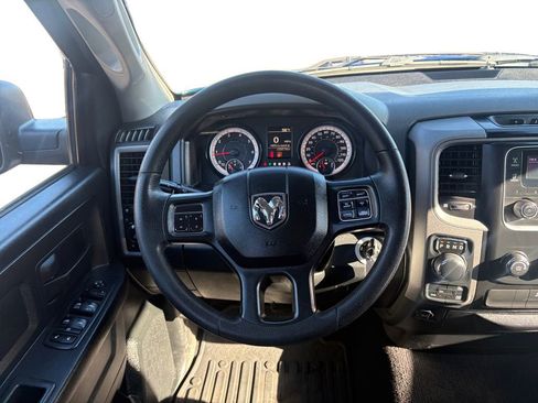 Used 2018 RAM 1500 Express image 13