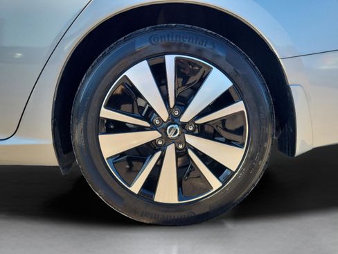 Certified 2021 Nissan Altima 2.5 SV image 36