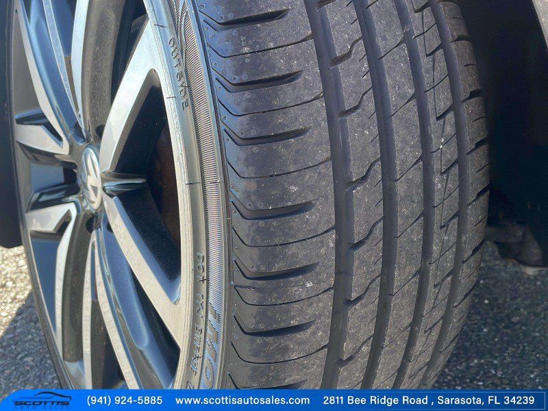 Used 2018 Volkswagen Jetta GLI FWD image 13