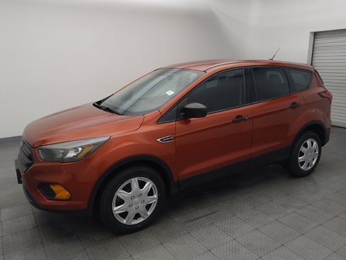 Used 2019 Ford Escape S FWD image 2