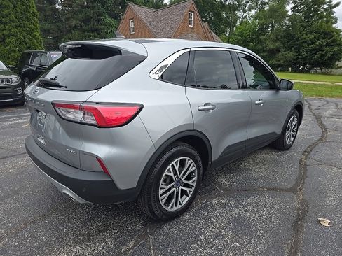Used 2022 Ford Escape SEL image 4