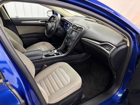 Used 2017 Ford Fusion S image 20