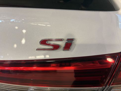 Used 2022 Honda Civic Si image 12