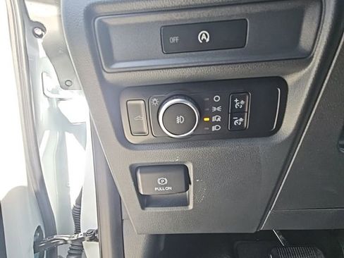 Used 2025 Ford F150 XLT w/ Equipment Group 301A Standard AWD/4WD image 19