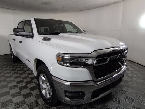 Used 2025 RAM 1500 Big Horn AWD/4WD image 3