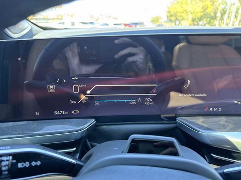 New 2025 Cadillac Escalade IQ Luxury 2 image 30