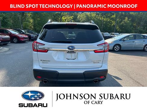 Used 2023 Subaru Ascent Touring AWD/4WD image 4