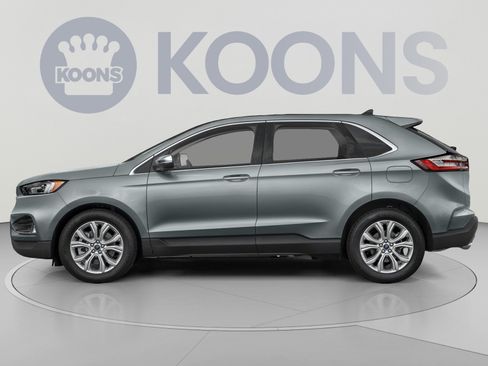 Used 2022 Ford Edge Titanium w/ Class II Trailer Tow Package AWD/4WD image 4