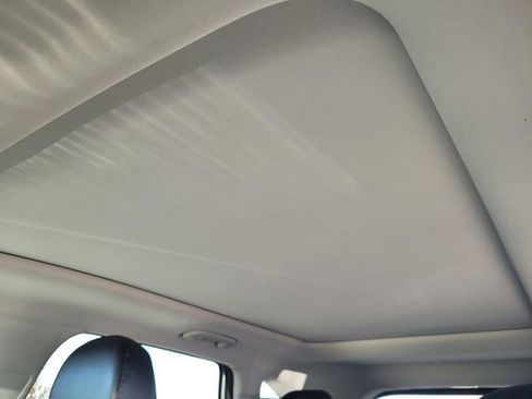 Used 2022 Kia Sorento SX image 11