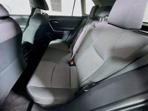 Certified 2025 Toyota RAV4 XLE image 21