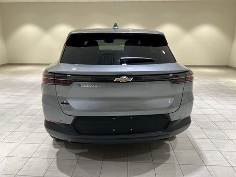 New 2026 Chevrolet Equinox EV LT w/ Comfort Package FWD image 4