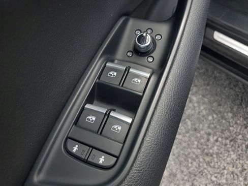 Used 2018 Audi Q7 3.0T Premium Plus AWD/4WD image 22