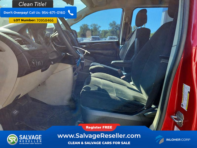 Used 2013 Dodge Grand Caravan American Value Package FWD image 9