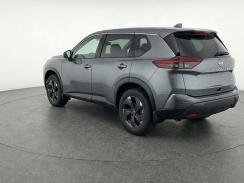 Used 2025 Nissan Rogue SV AWD/4WD image 6