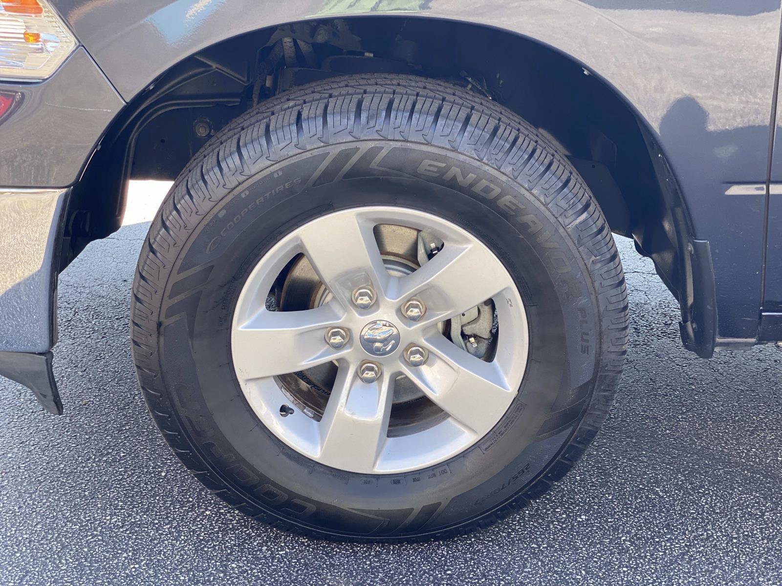 Used 2021 RAM 1500 Classic SLT AWD/4WD image 12